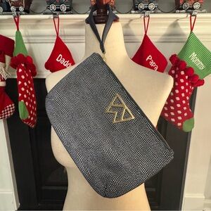 👜 Vintage Kelly Wynne Wristlet Clutch | Black & White Stud Texture | Made in USA